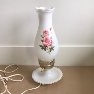 VTG Milk glass Lamp